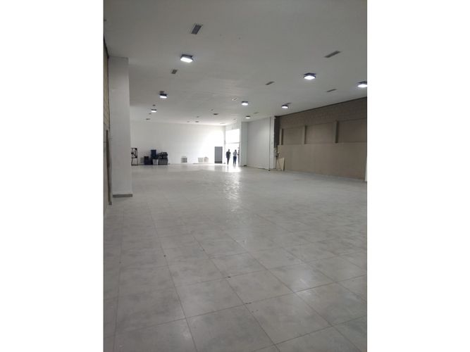 Bodega en arriendo en La Concepcion, Barranquilla, 550 m² · foto 3 de 3