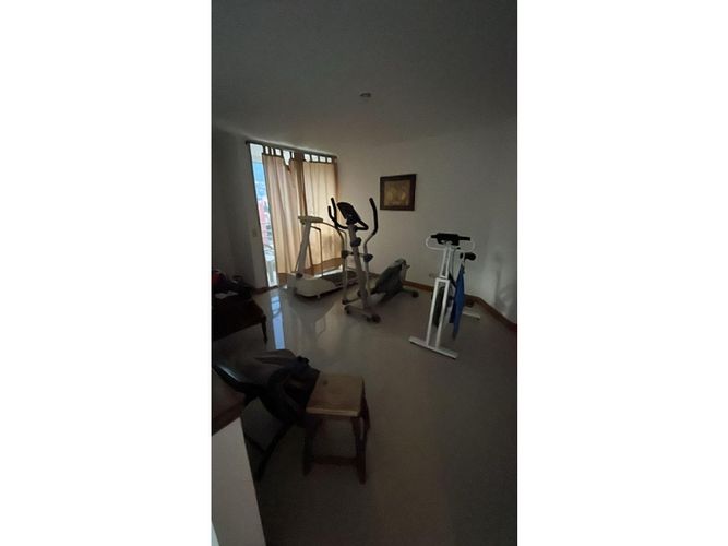 Apartamento de 4 alcobas en venta en Bolivariana, Medellín, 230 m² · foto 8 de 10