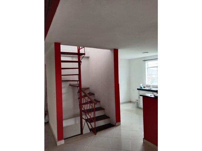 Casa de 6 alcobas en venta en Cabecera Urbana San Cristobal, Medellín, 500 m² · foto 8 de 24