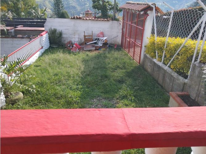 Casa de 6 alcobas en venta en Cabecera Urbana San Cristobal, Medellín, 500 m² · foto 23 de 24