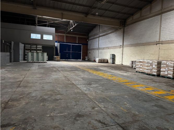 Bodega en arriendo en Monteazul, Sabaneta, 1500 m² · foto 4 de 9