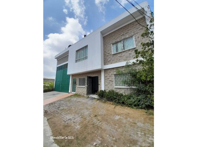 Bodega en arriendo en Villa San Pedro Iii, Barranquilla, 1024 m² · foto 3 de 24