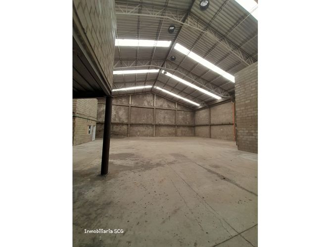 Bodega en arriendo en Villa San Pedro Iii, Barranquilla, 1024 m² · foto 4 de 24