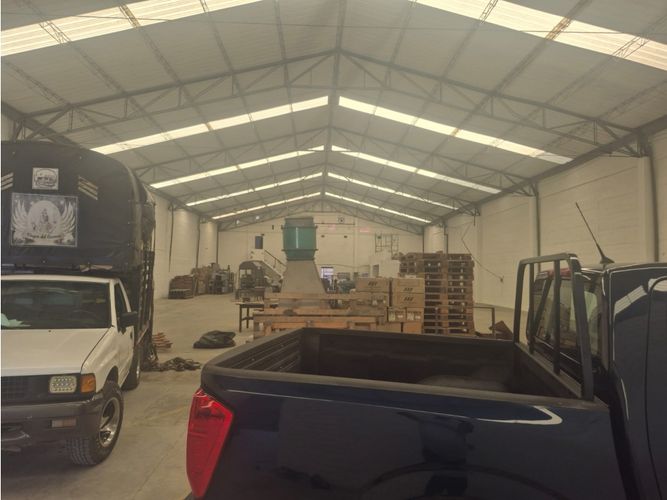 Bodega en arriendo en Zona Industrial No. 3, Itagüí, 1500 m² · foto 5 de 6