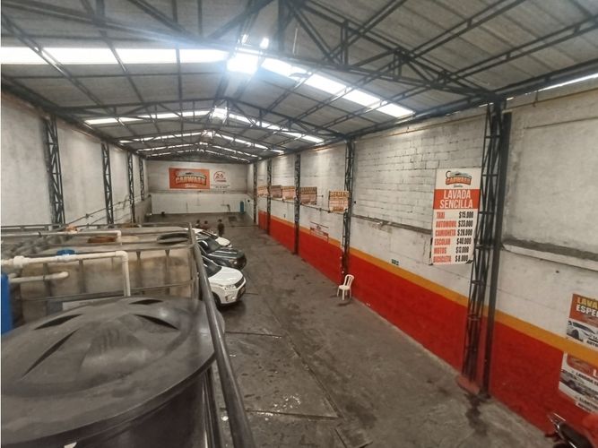Bodega en arriendo en Boston, Medellín, 370 m² · foto 17 de 18