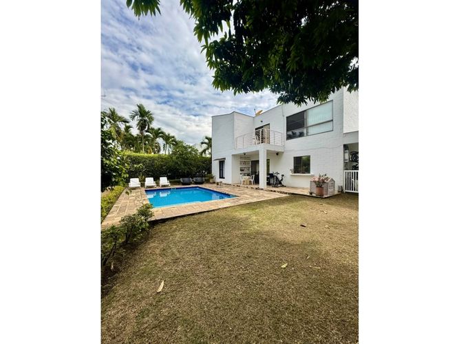 Casa de 4 alcobas en venta en La Morada, Jamundí, 179 m² · foto 2 de 17