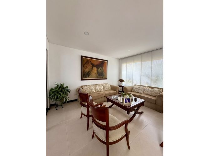 Casa de 4 alcobas en venta en La Morada, Jamundí, 179 m² · foto 5 de 17