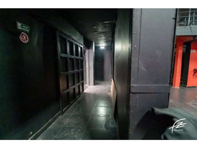 Bodega en venta en Colombia, Medellín, 400 m² · foto 4 de 12