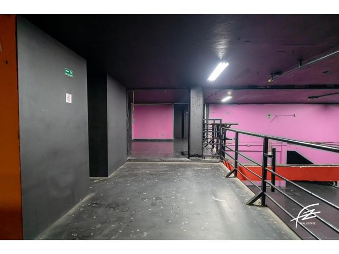 Bodega en venta en Colombia, Medellín, 400 m² · foto 5 de 12