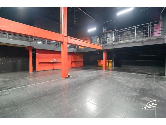 Bodega en venta en Colombia, Medellín, 400 m² · foto 6 de 12