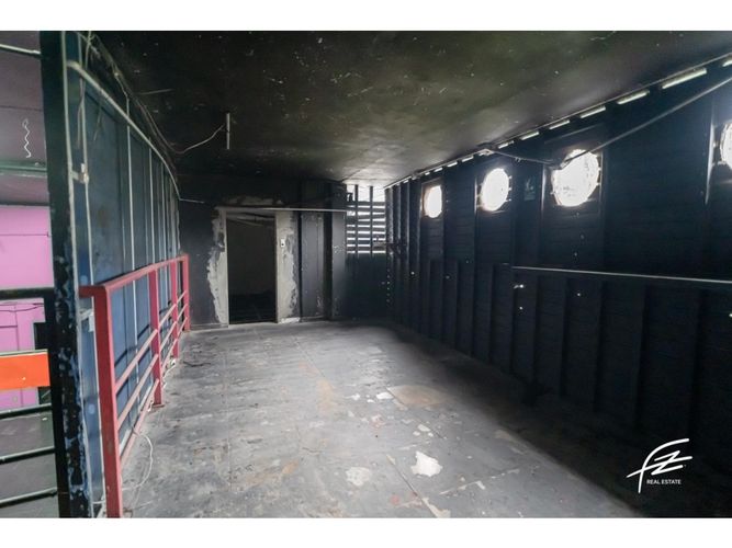 Bodega en venta en Colombia, Medellín, 400 m² · foto 10 de 12