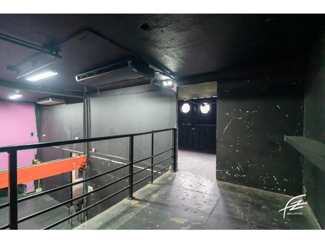 Bodega en venta en Colombia, Medellín, 400 m² · foto 11 de 12
