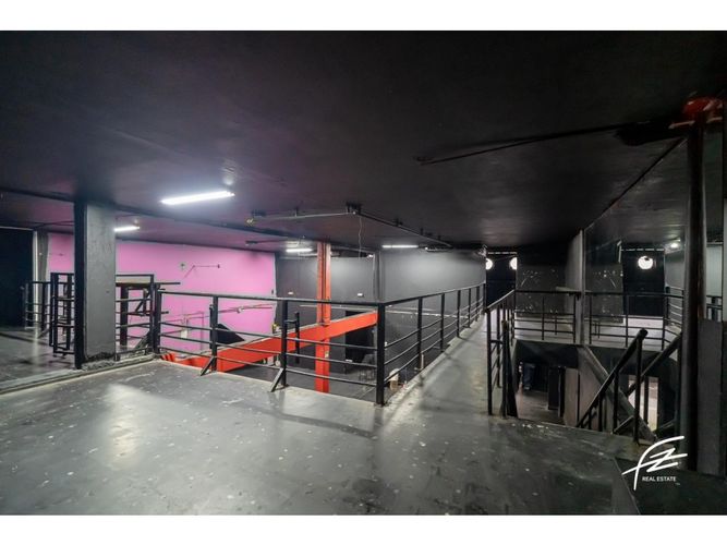 Bodega en venta en Colombia, Medellín, 400 m² · foto 12 de 12