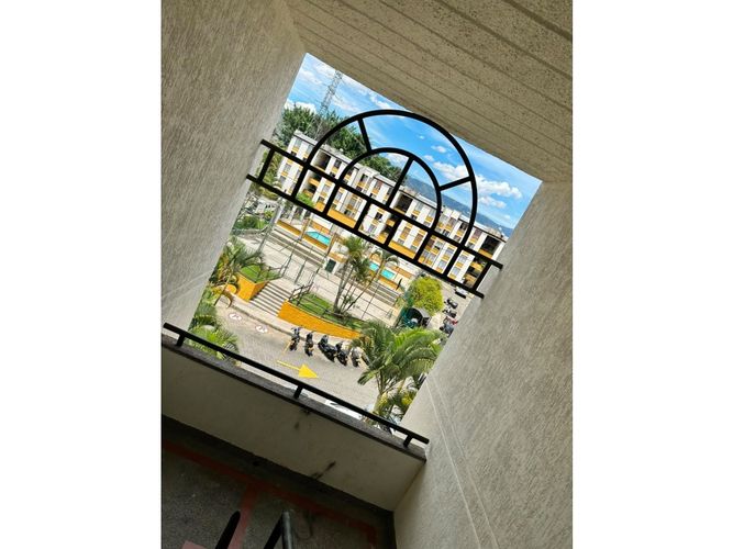 Apartamento de 3 alcobas en venta en Antonio Nariño, Medellín, 74 m² · foto 12 de 14