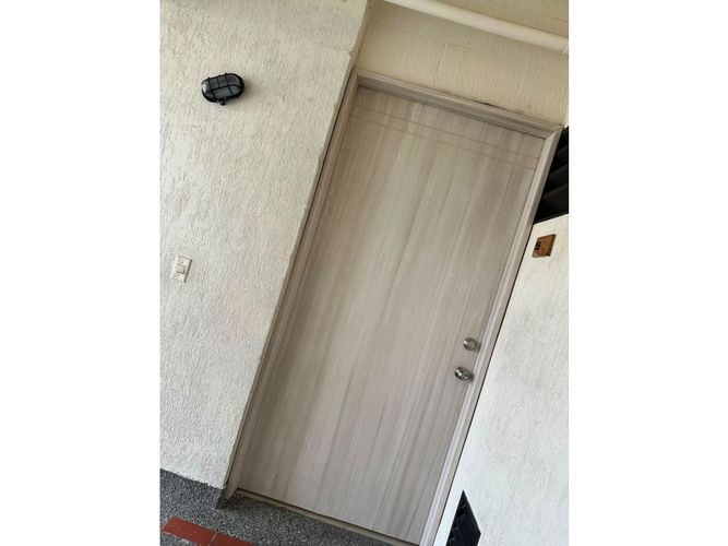 Apartamento de 3 alcobas en venta en Antonio Nariño, Medellín, 74 m² · foto 13 de 14