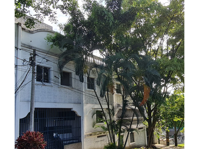 Casa de 4 alcobas en venta en Prado, Medellín, 925 m² · foto 2 de 24