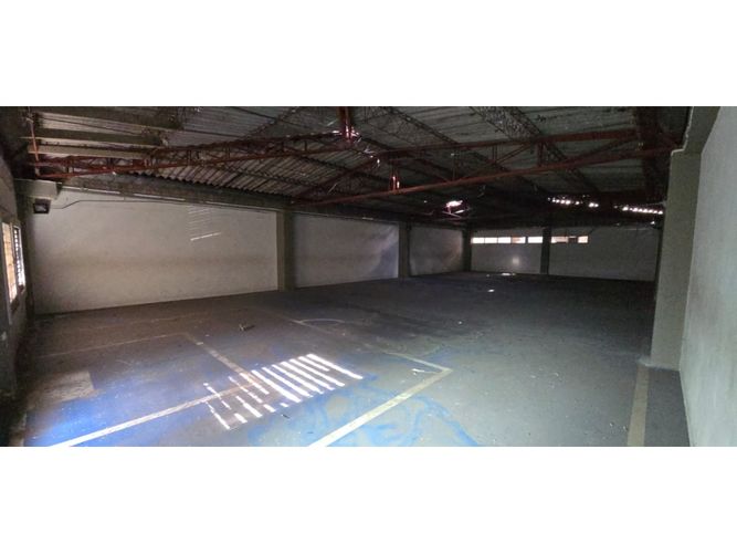 Casa de 4 alcobas en venta en Prado, Medellín, 925 m² · foto 8 de 24