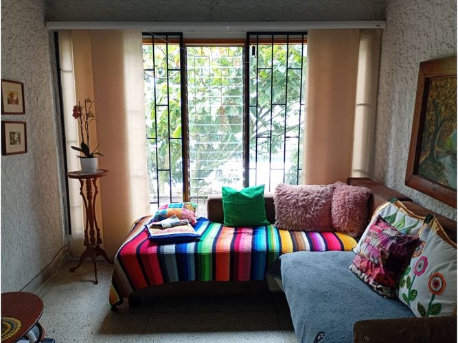 Casa de 5 alcobas en venta en El Poblado, Medellín, 460 m² · foto 6 de 14