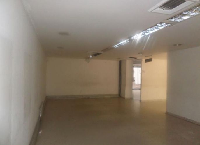 Edificio en venta en Centro, Neiva, 4910 m² · foto 2 de 20