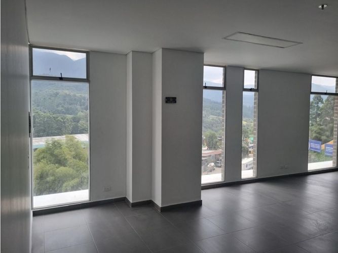 Local en arriendo en Primavera, Manizales, 175 m² · foto 3 de 8
