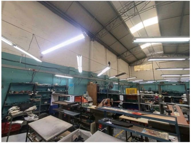Bodega en venta en Bombona No.1, Medellín, 500 m² · foto 5 de 12