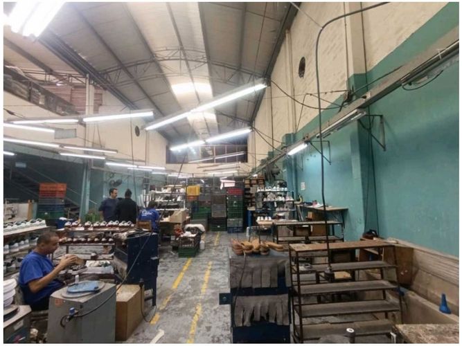 Bodega en venta en Bombona No.1, Medellín, 500 m² · foto 7 de 12