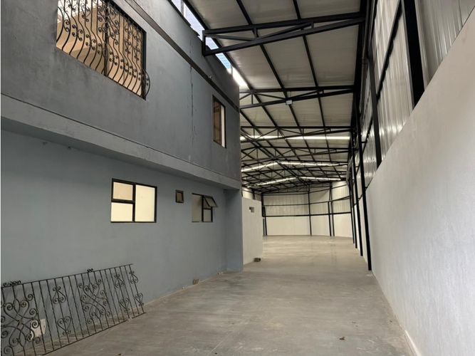 Bodega en arriendo en Romeral, Guarne, 610 m² · foto 5 de 13