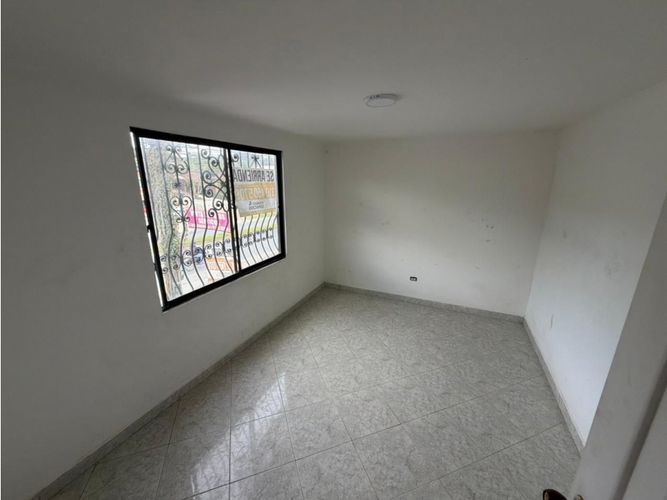 Bodega en arriendo en Romeral, Guarne, 610 m² · foto 8 de 13