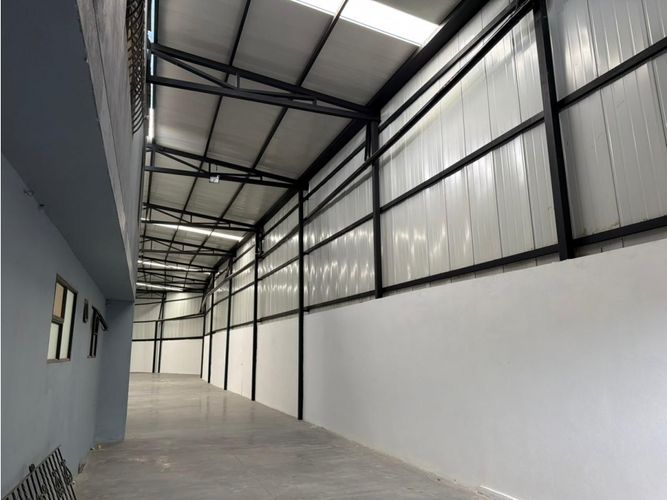 Bodega en arriendo en Romeral, Guarne, 610 m² · foto 9 de 13