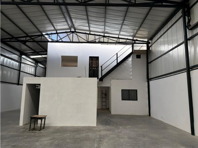 Bodega en arriendo en Romeral, Guarne, 610 m² · foto 10 de 13