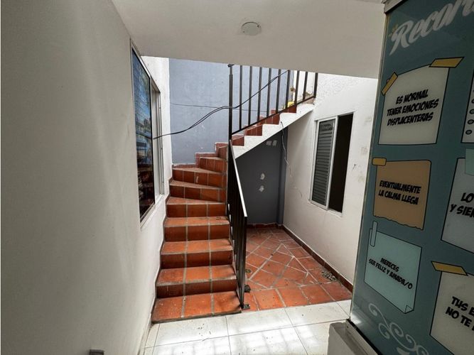 Casa de 3 alcobas en venta en Lorena, Medellín, 130 m² · foto 5 de 12