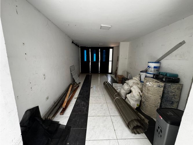 Casa de 3 alcobas en venta en Lorena, Medellín, 130 m² · foto 10 de 12