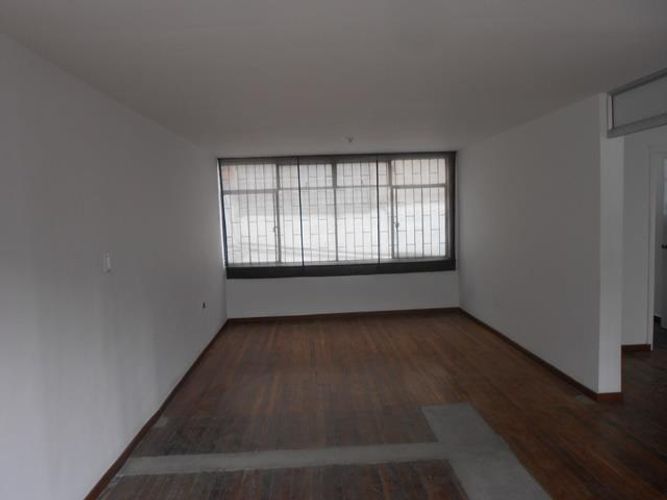 Casa de 4 alcobas en venta en El Lago, Bogotá, 213 m² · foto 5 de 7