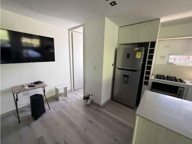 Apartaestudio en venta en San Marcos, Envigado, 90 m² · foto 2 de 14