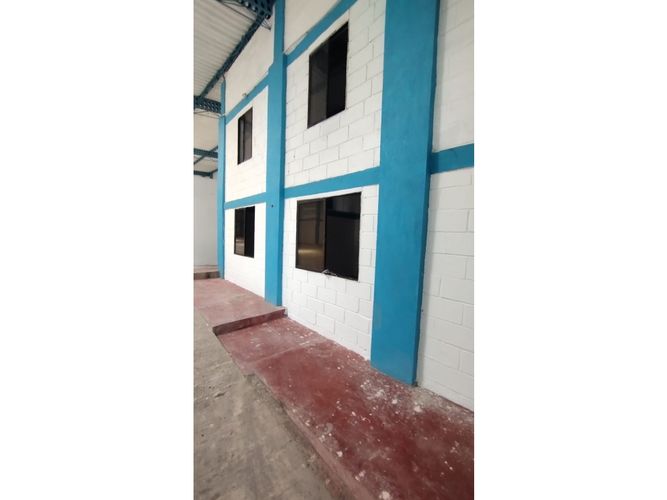 Bodega en arriendo en Las Estrellas, Barranquilla, 580 m² · foto 4 de 11