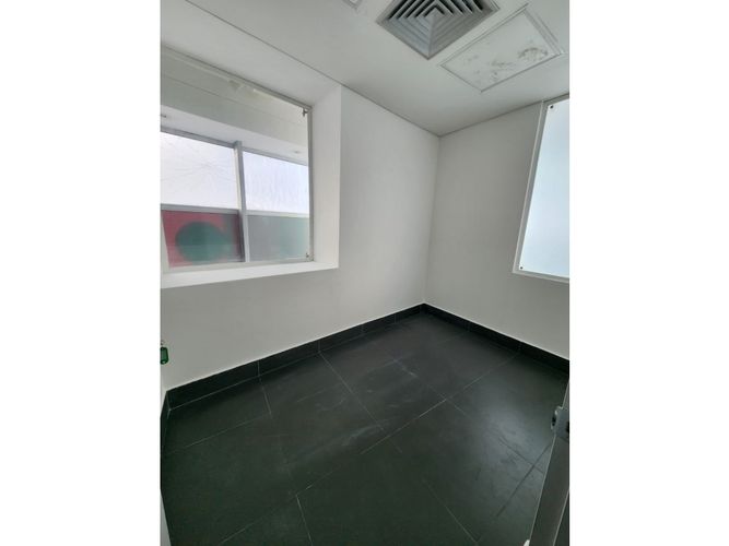 Local en arriendo en Patio Bonito, Medellín, 285 m² · foto 9 de 13