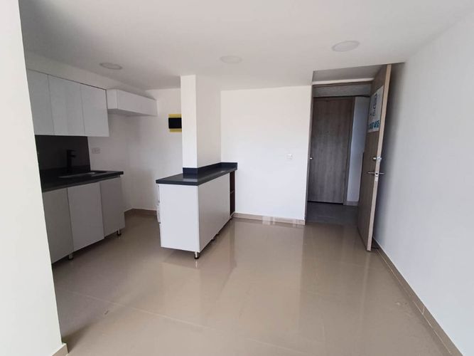 Apartamento de 2 alcobas en venta en Centro, Rionegro, 45 m² · foto 4 de 22