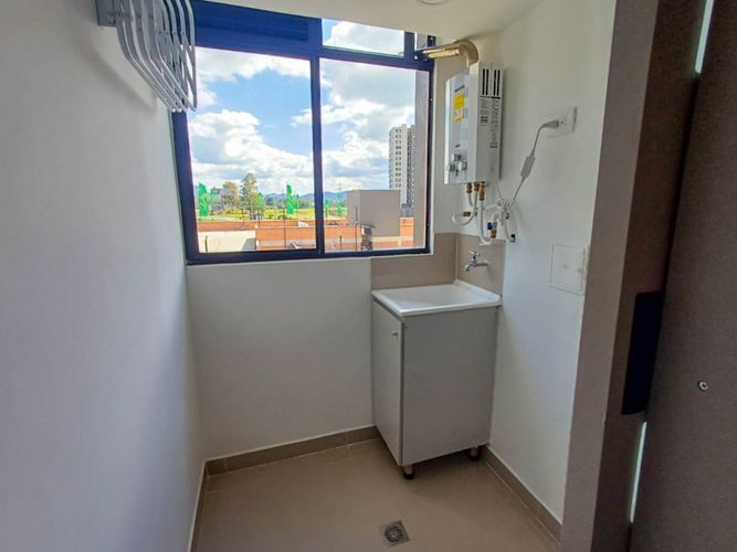Apartamento de 2 alcobas en venta en Centro, Rionegro, 45 m² · foto 6 de 22