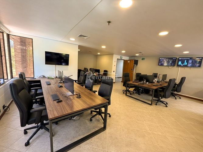 Oficina en arriendo en Milla De Oro, Medellín, 68 m² · foto 4 de 21
