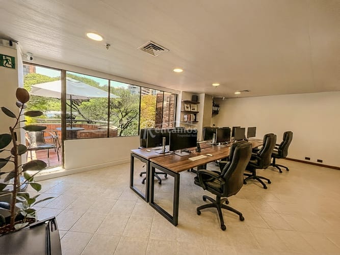 Oficina en arriendo en Milla De Oro, Medellín, 68 m² · foto 16 de 21