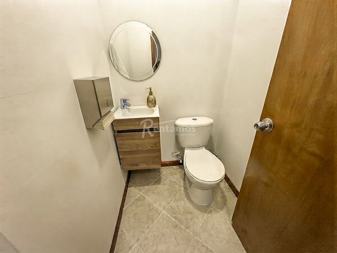 Oficina en arriendo en Milla De Oro, Medellín, 68 m² · foto 18 de 21