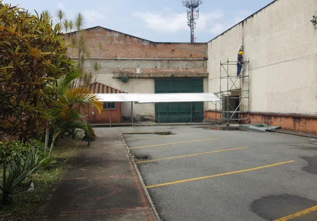Bodega en venta en Noel, Medellín, 1272 m² · foto 4 de 7