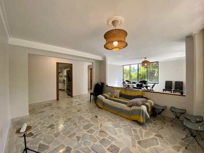Apartamento de 3 alcobas en arriendo en Las Lomas, Medellín, 170 m² · foto 4 de 24