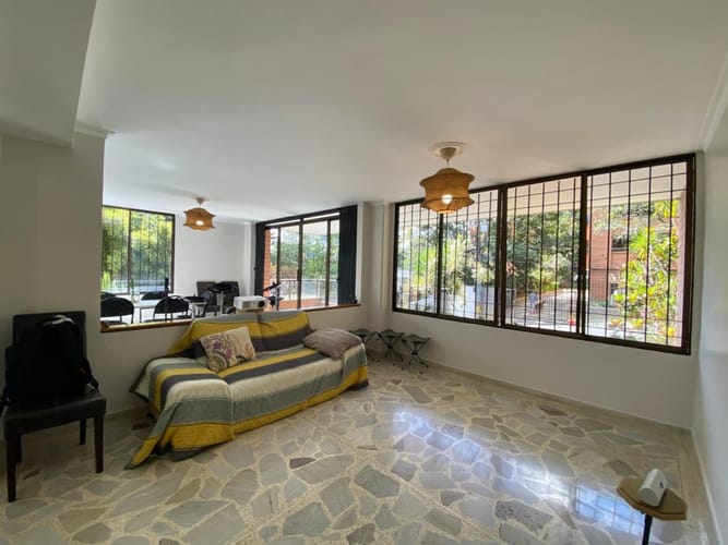 Apartamento de 3 alcobas en arriendo en Las Lomas, Medellín, 170 m² · foto 5 de 24