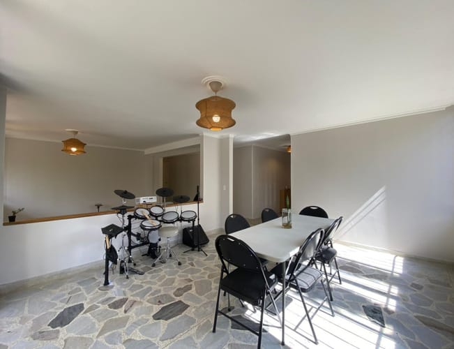 Apartamento de 3 alcobas en arriendo en Las Lomas, Medellín, 170 m² · foto 7 de 24