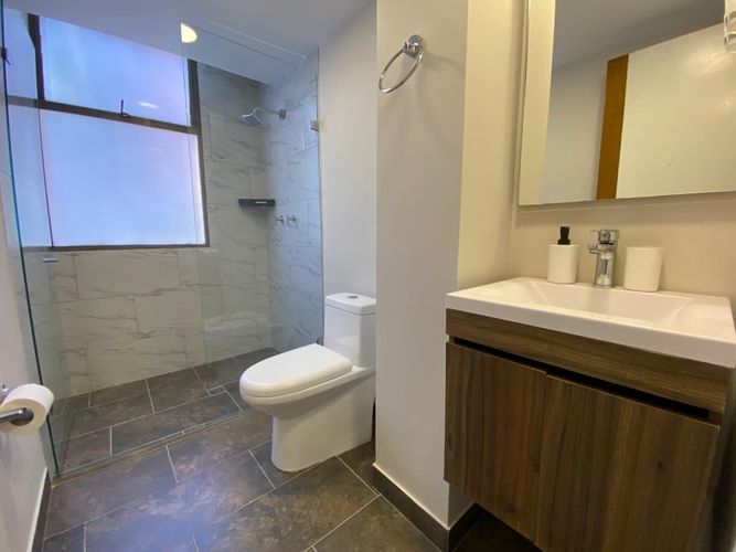 Apartamento de 3 alcobas en arriendo en Las Lomas, Medellín, 170 m² · foto 11 de 24