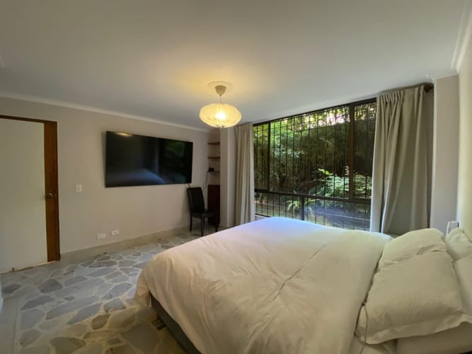Apartamento de 3 alcobas en arriendo en Las Lomas, Medellín, 170 m² · foto 14 de 24