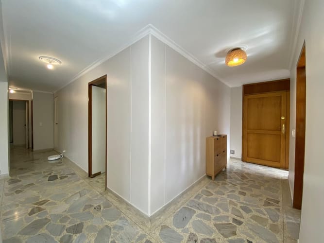 Apartamento de 3 alcobas en arriendo en Las Lomas, Medellín, 170 m² · foto 21 de 24