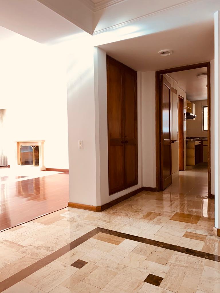 Apartamento en venta en Chico Norte, Bogotá · foto 5 de 23