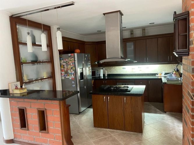 Casa de 5 alcobas en venta en Sabaneta Real, Sabaneta, 380 m² · foto 8 de 24